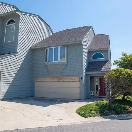 632, Good Vibes-Oceanside, Community Pools, Close To Beach, Community Tennis